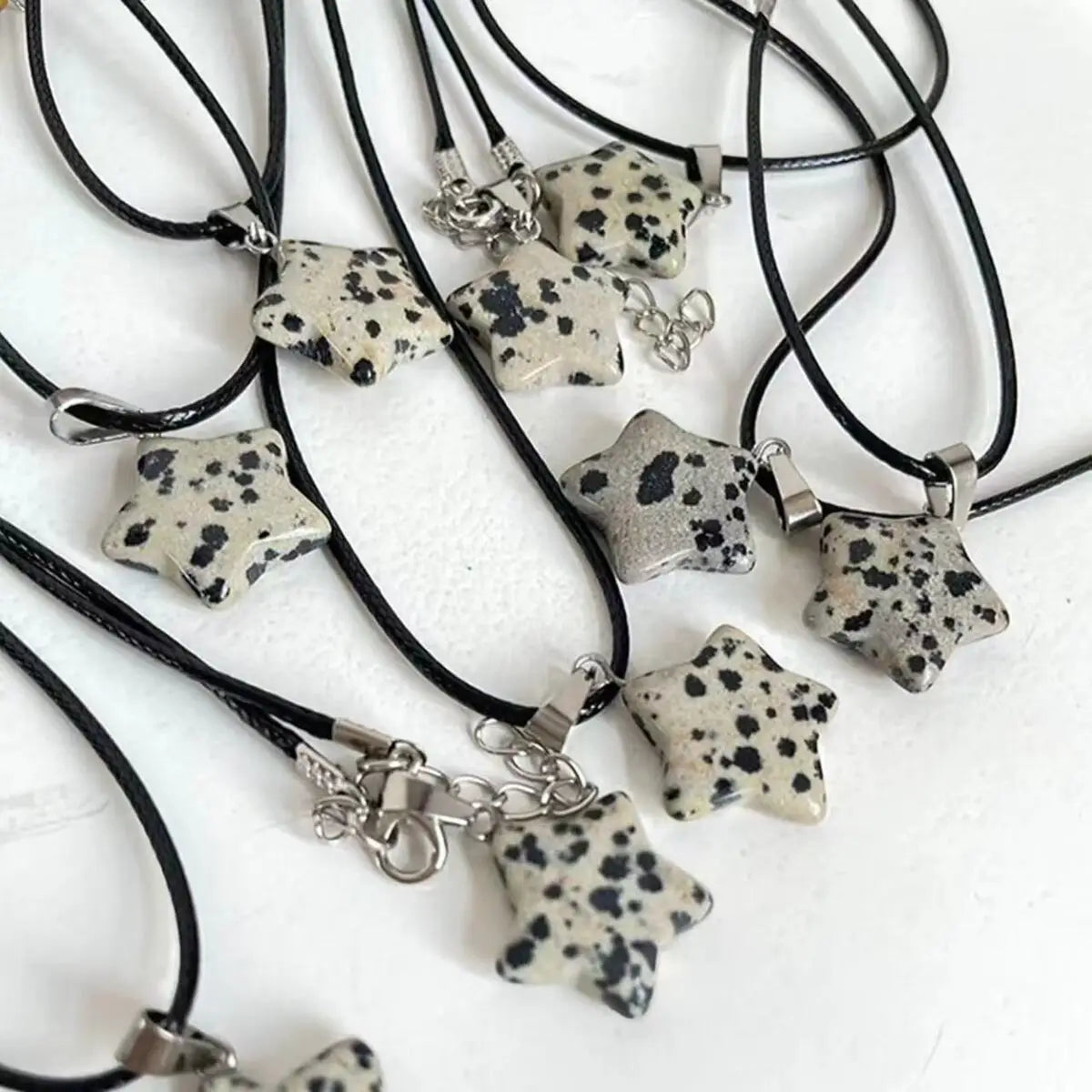 Natural Stone Pendant Necklace – Grounding Energy & Boho Style in One Timeless Piece