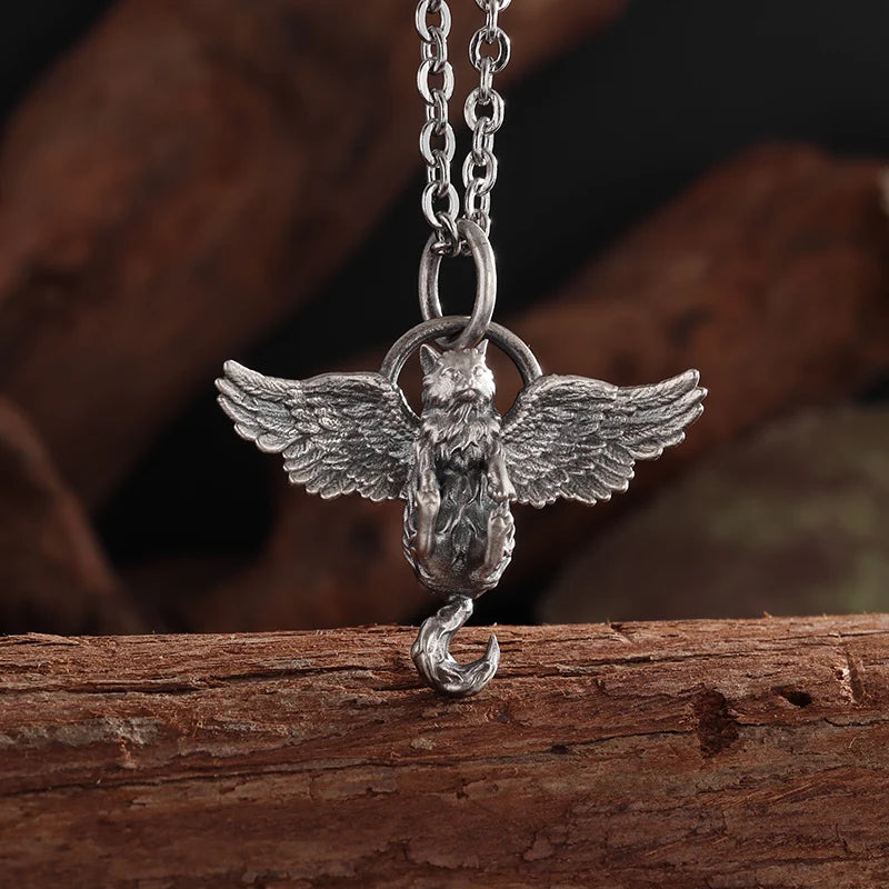 Guardian Angel Pendant Necklace – Spiritual Protection & Comfort in a Timeless Design