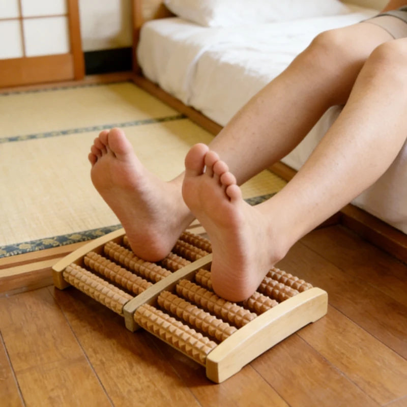 1pcs Wooden Foot Massager Roller